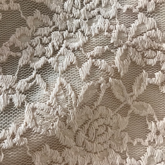 Super sexy lace peplum dress - Picture 5 of 5